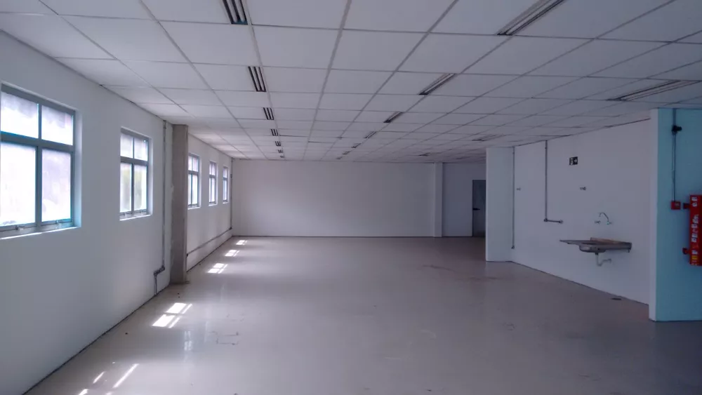 Depósito-Galpão-Armazém para alugar, 2361m² - Foto 3