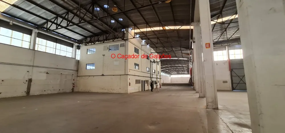 Depósito-Galpão, 8375 m² - Foto 1