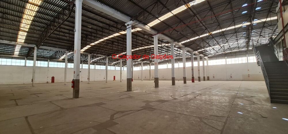 Depósito-Galpão, 8375 m² - Foto 1
