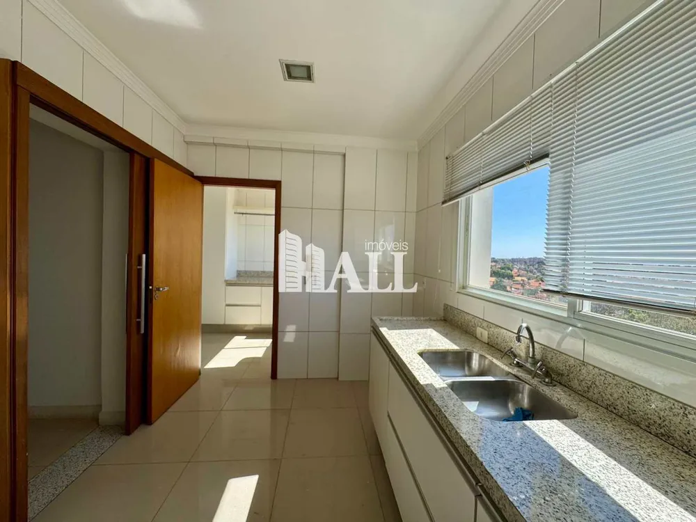 Apartamento, 3 quartos, 158 m² - Foto 1
