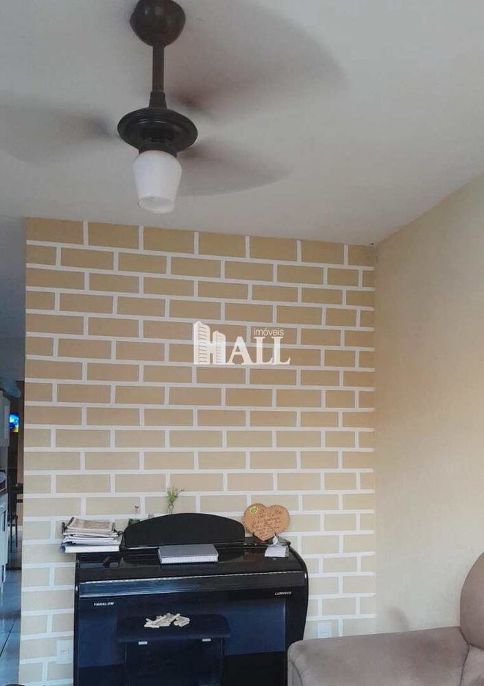 Casa à venda com 4 quartos, 90m² - Foto 4
