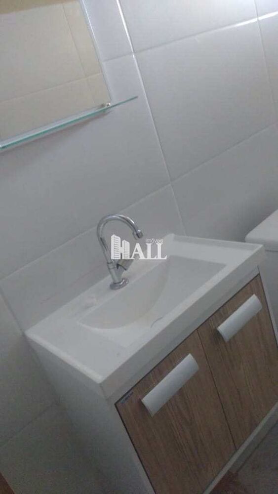 Casa à venda com 4 quartos, 90m² - Foto 2