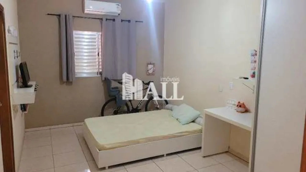 Casa, 3 quartos, 247 m² - Foto 2