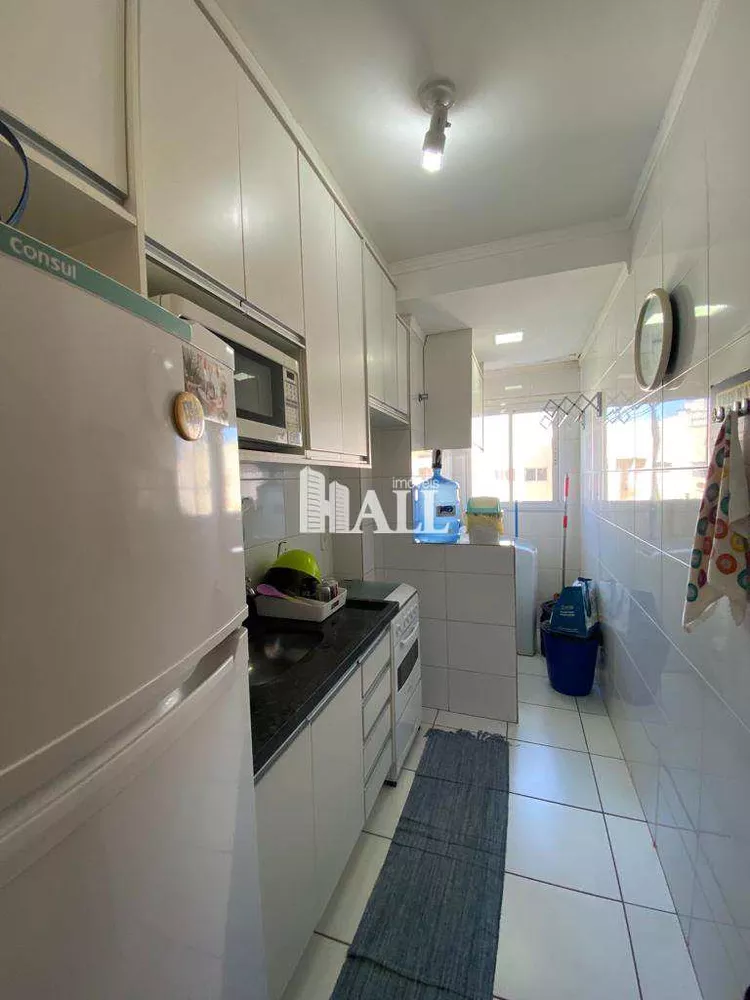 Apartamento à venda com 2 quartos, 60m² - Foto 3