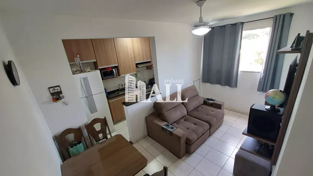 Apartamento à venda com 2 quartos, 45m² - Foto 3