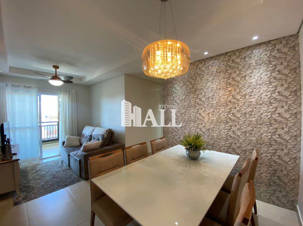 Apartamento à venda com 3 quartos, 74m² - Foto 2