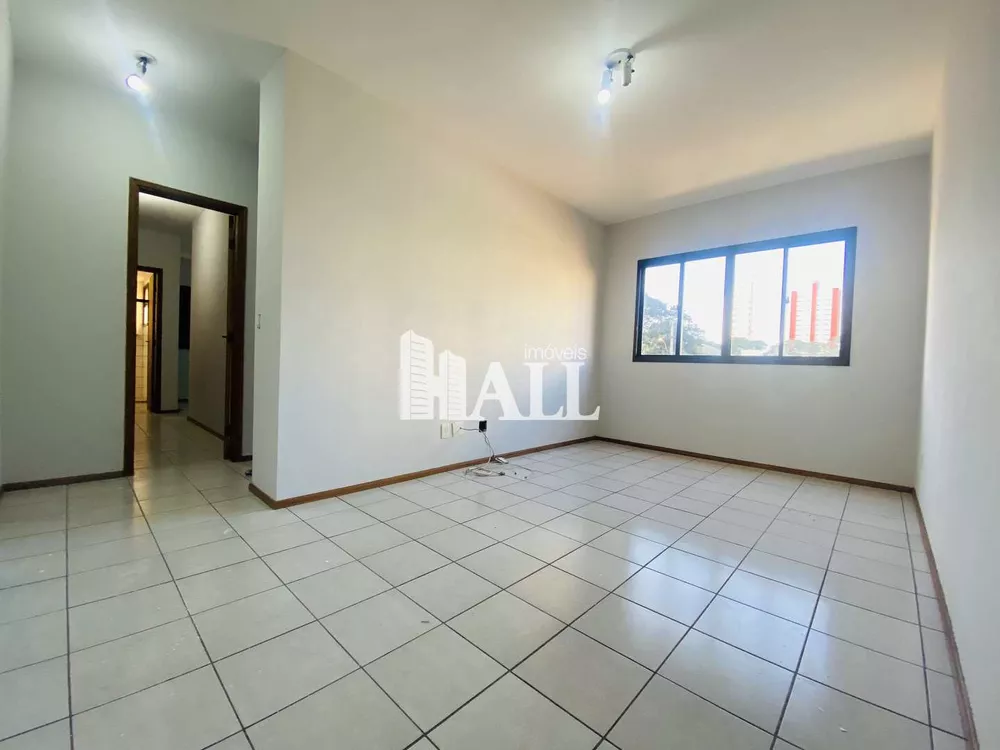 Apartamento à venda com 2 quartos, 65m² - Foto 1