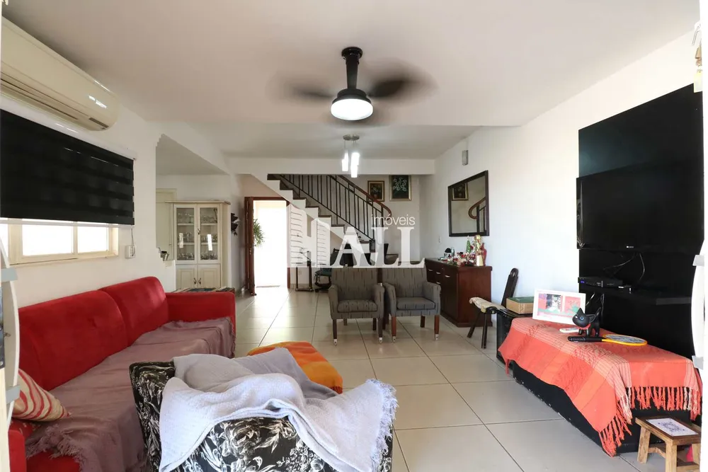 Casa, 2 quartos, 180 m² - Foto 1