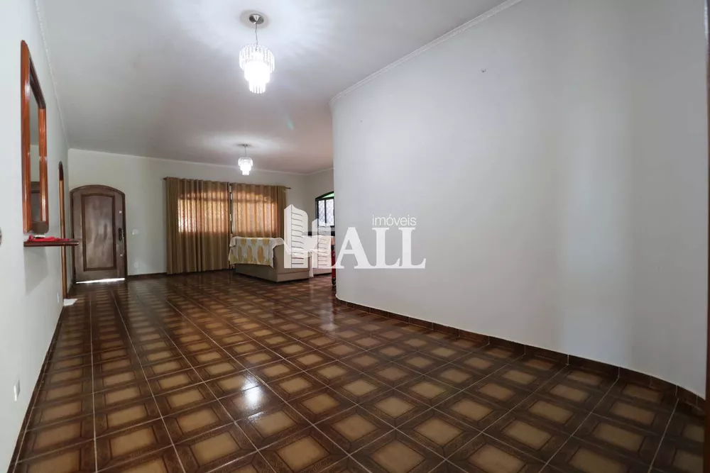 Casa à venda com 5 quartos, 380m² - Foto 3