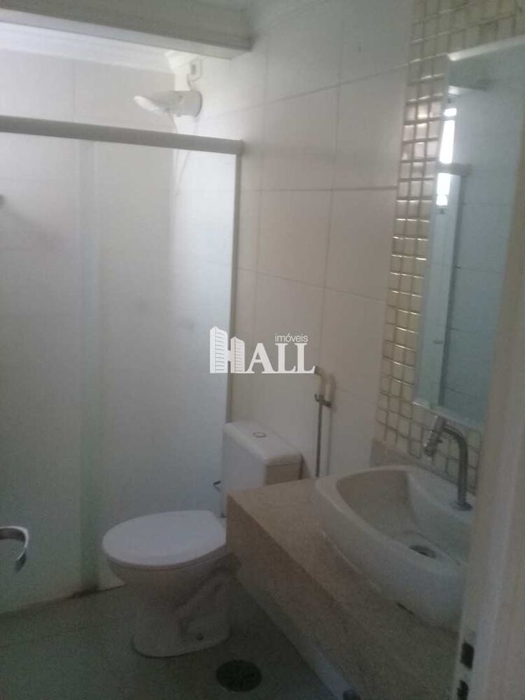Apartamento à venda com 3 quartos, 100m² - Foto 1