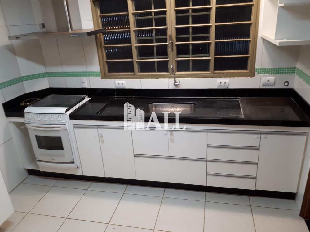 Apartamento à venda com 2 quartos, 65m² - Foto 1