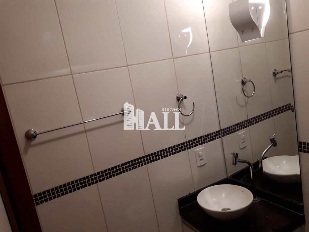 Apartamento à venda com 2 quartos, 65m² - Foto 3