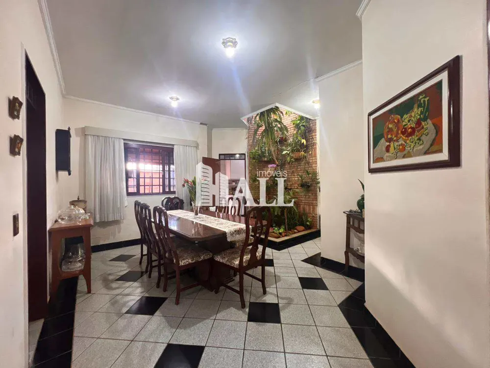 Casa, 4 quartos, 256 m² - Foto 3