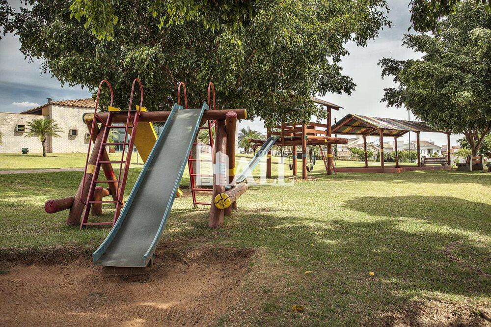 Casa de Condomínio à venda com 3 quartos, 260m² - Foto 4