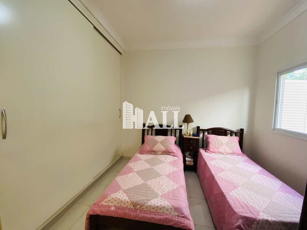 Casa de Condomínio à venda com 3 quartos, 260m² - Foto 2