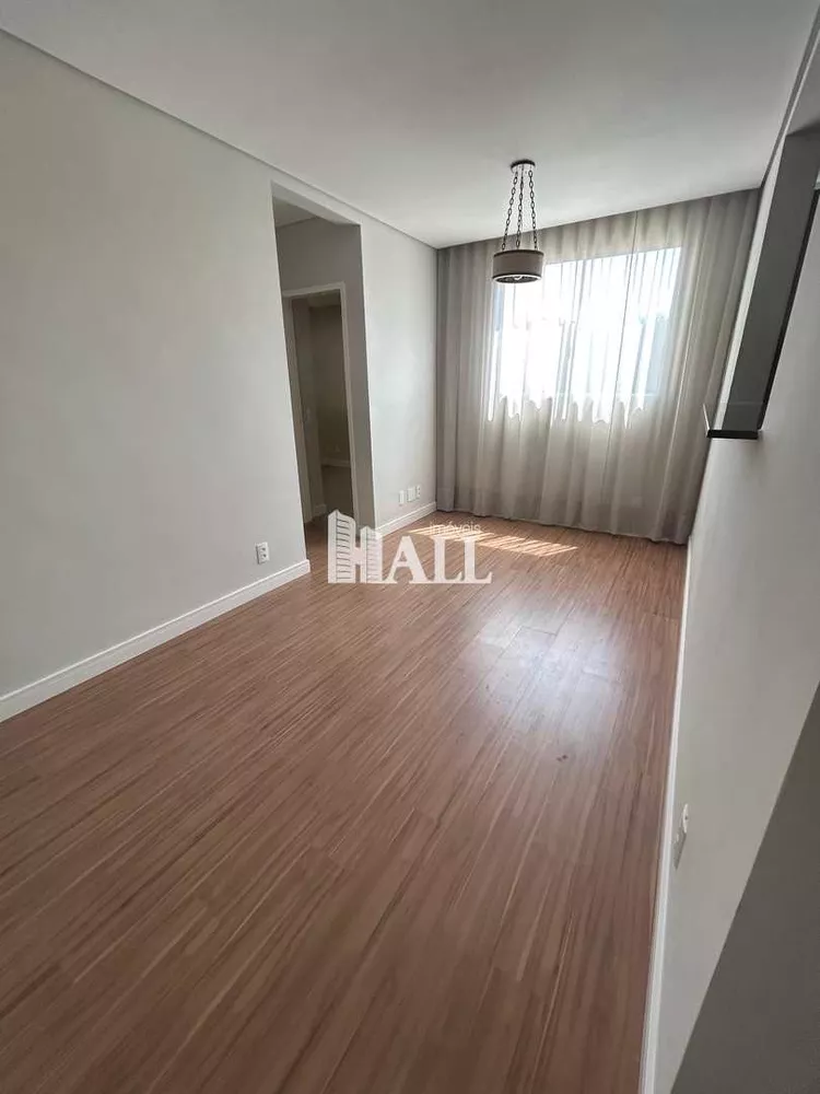 Apartamento à venda com 2 quartos, 47m² - Foto 2