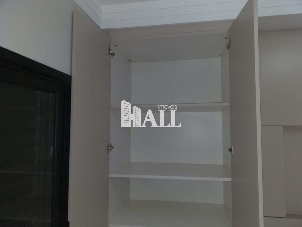 Apartamento à venda com 3 quartos, 157m² - Foto 4
