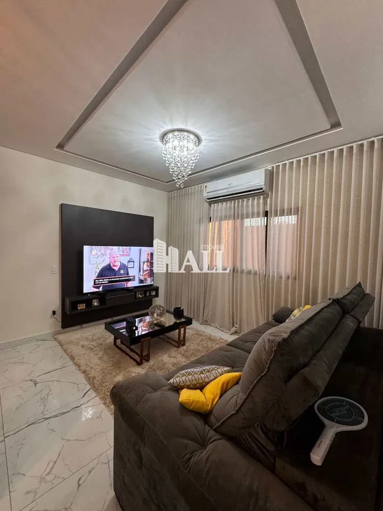 Casa, 4 quartos, 280 m² - Foto 1