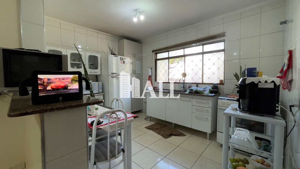 Casa, 4 quartos, 193 m² - Foto 3