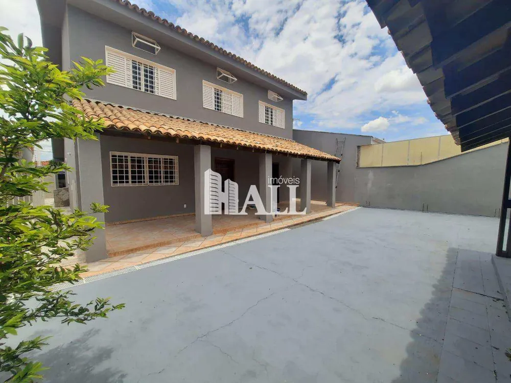 Sobrado, 4 quartos, 273 m² - Foto 1