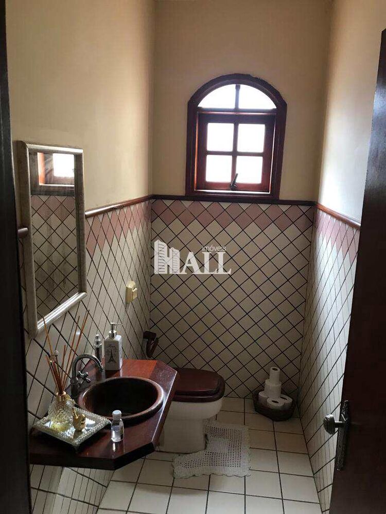 Casa, 3 quartos, 270 m² - Foto 1