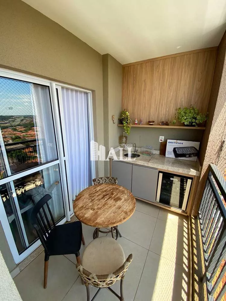 Apartamento à venda com 3 quartos, 78m² - Foto 2