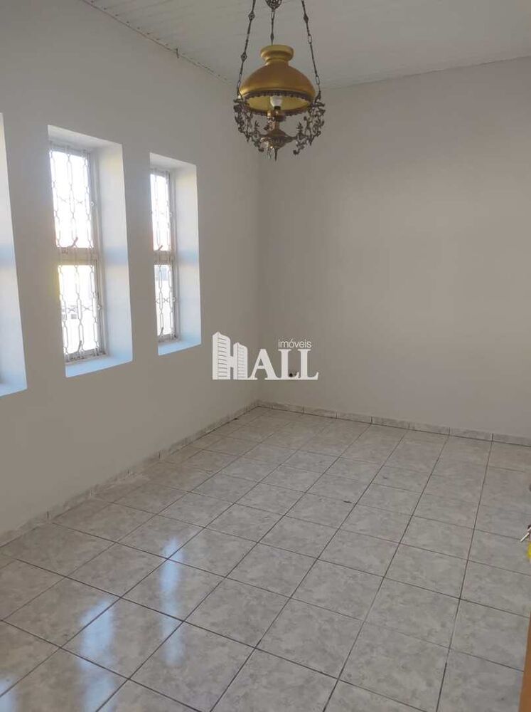 Casa à venda com 3 quartos, 350m² - Foto 1