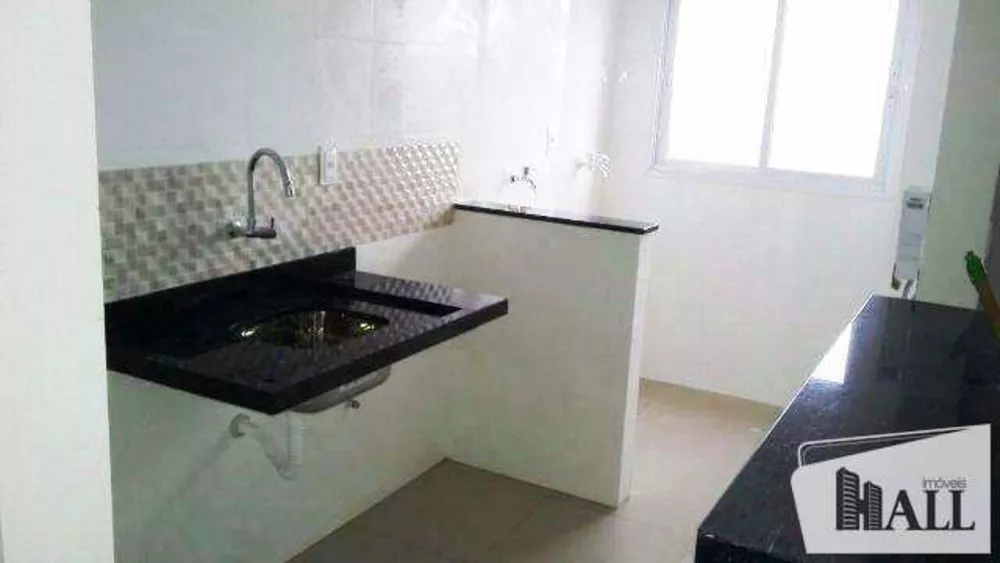 Apartamento à venda com 2 quartos, 70m² - Foto 2