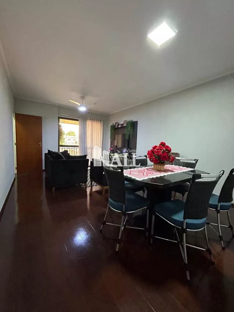 Apartamento à venda com 3 quartos, 94m² - Foto 2