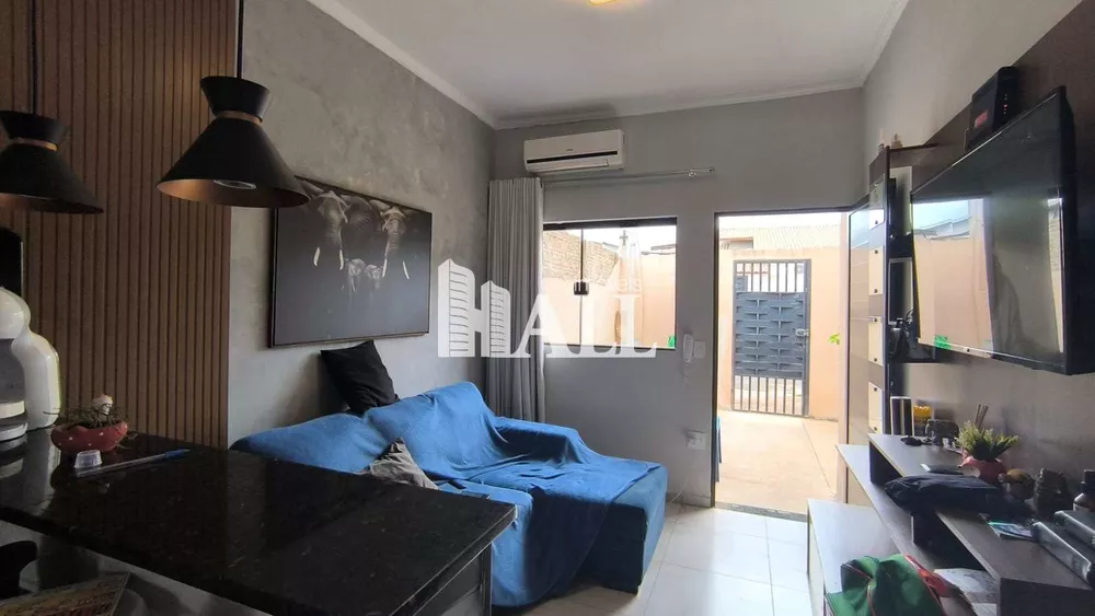 Casa à venda com 2 quartos, 69m² - Foto 3