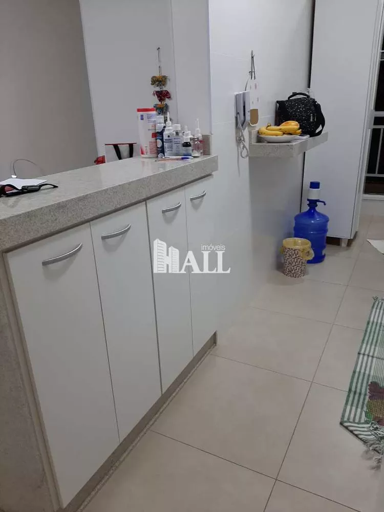 Apartamento à venda com 2 quartos, 65m² - Foto 4