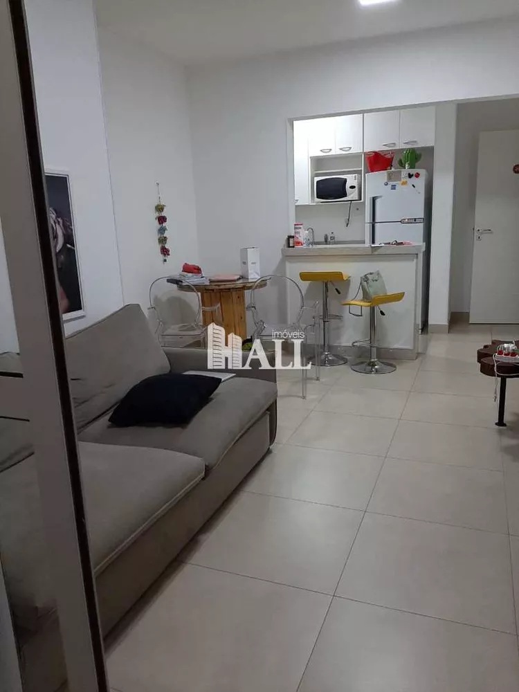 Apartamento à venda com 2 quartos, 65m² - Foto 1