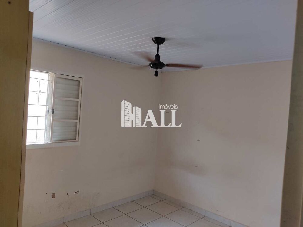 Casa à venda com 2 quartos, 150m² - Foto 3