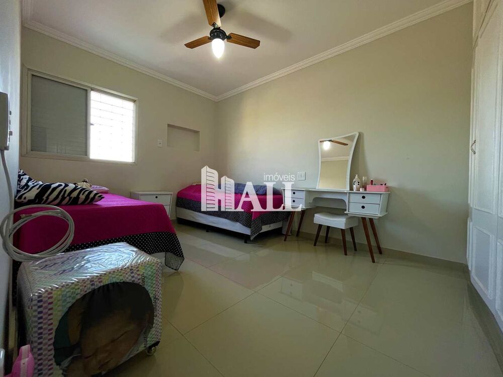 Apartamento, 3 quartos, 130 m² - Foto 2