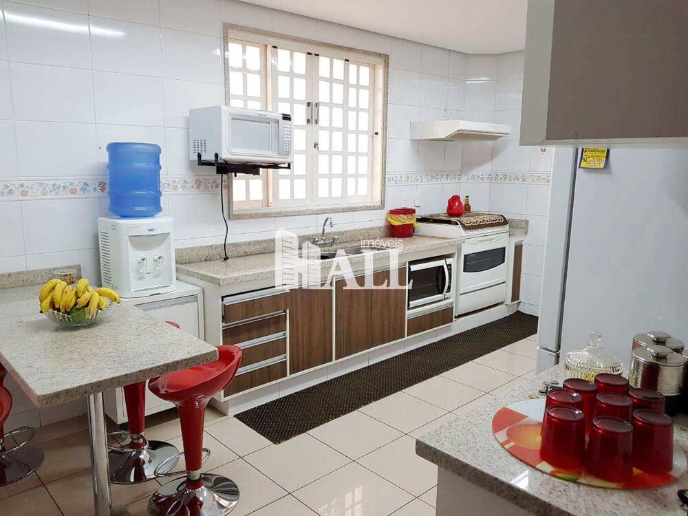 Casa, 3 quartos, 236 m² - Foto 3