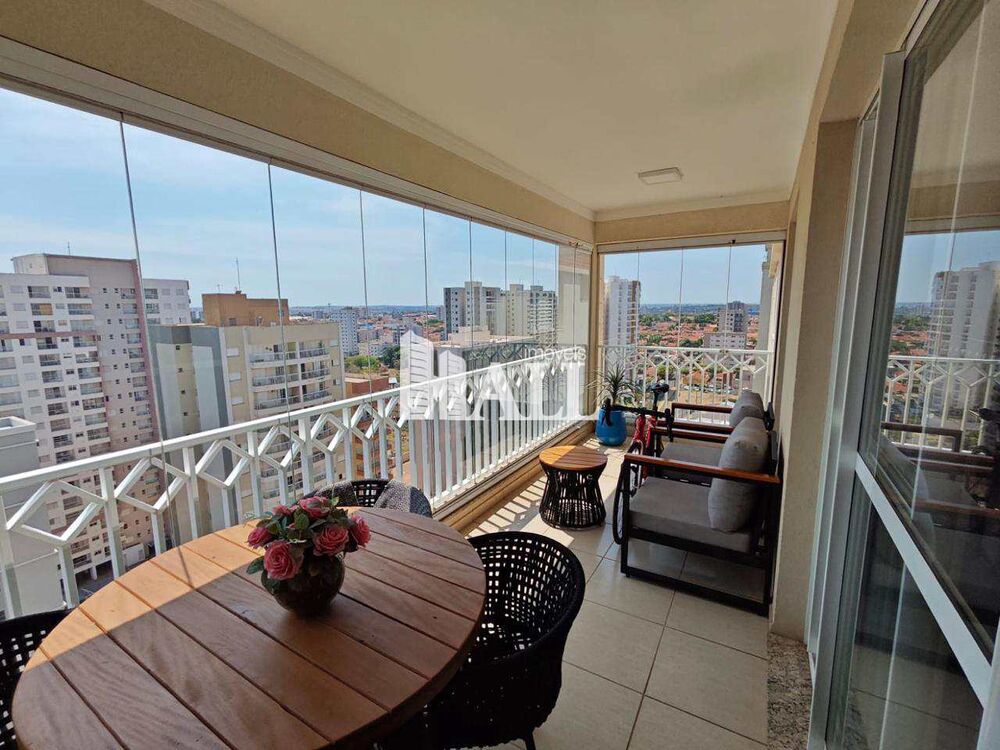 Apartamento, 3 quartos, 136 m² - Foto 1