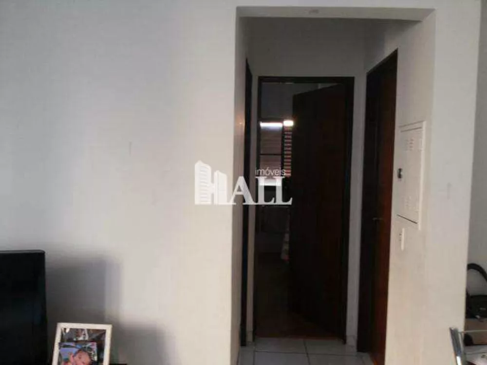 Apartamento à venda com 2 quartos, 60m² - Foto 4