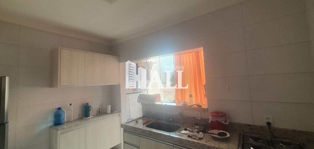 Apartamento à venda com 3 quartos, 93m² - Foto 2