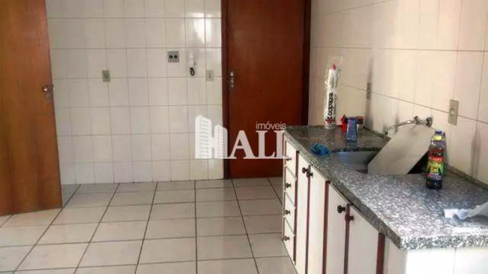 Apartamento à venda com 3 quartos, 127m² - Foto 4