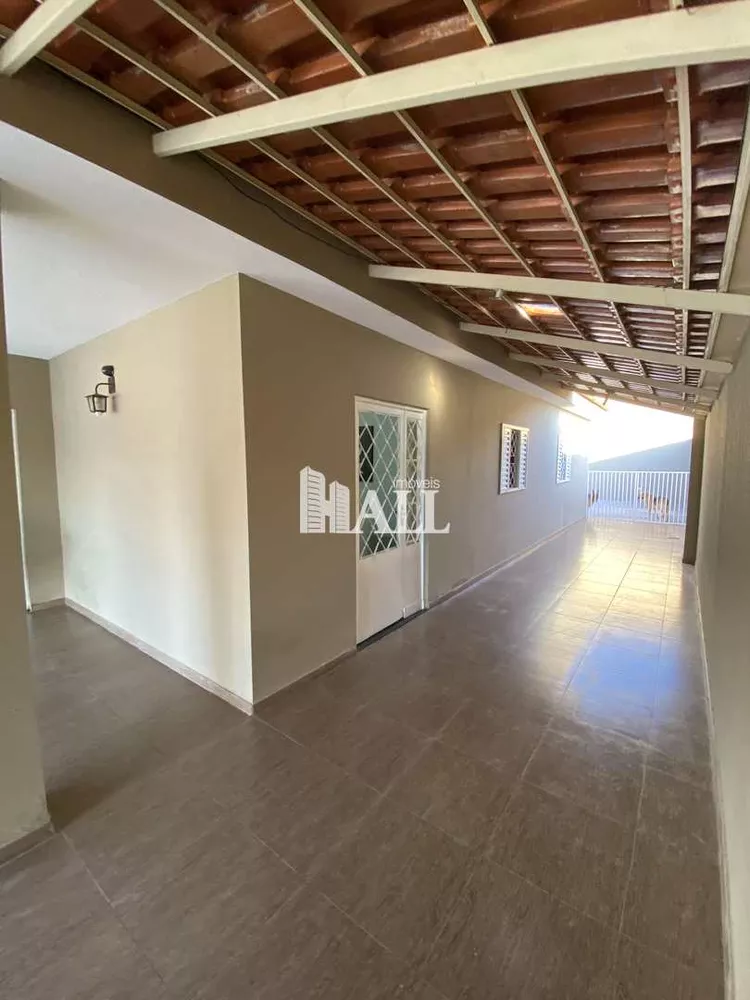 Casa à venda com 3 quartos, 360m² - Foto 4