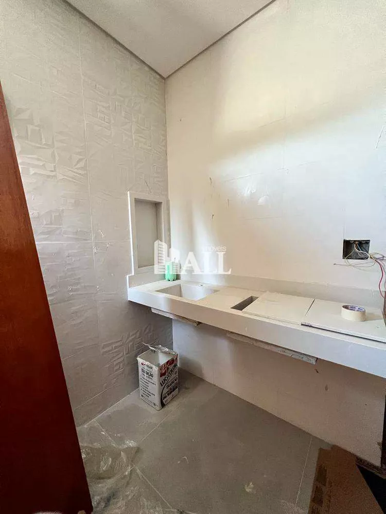 Casa de Condomínio à venda com 3 quartos, 175m² - Foto 2