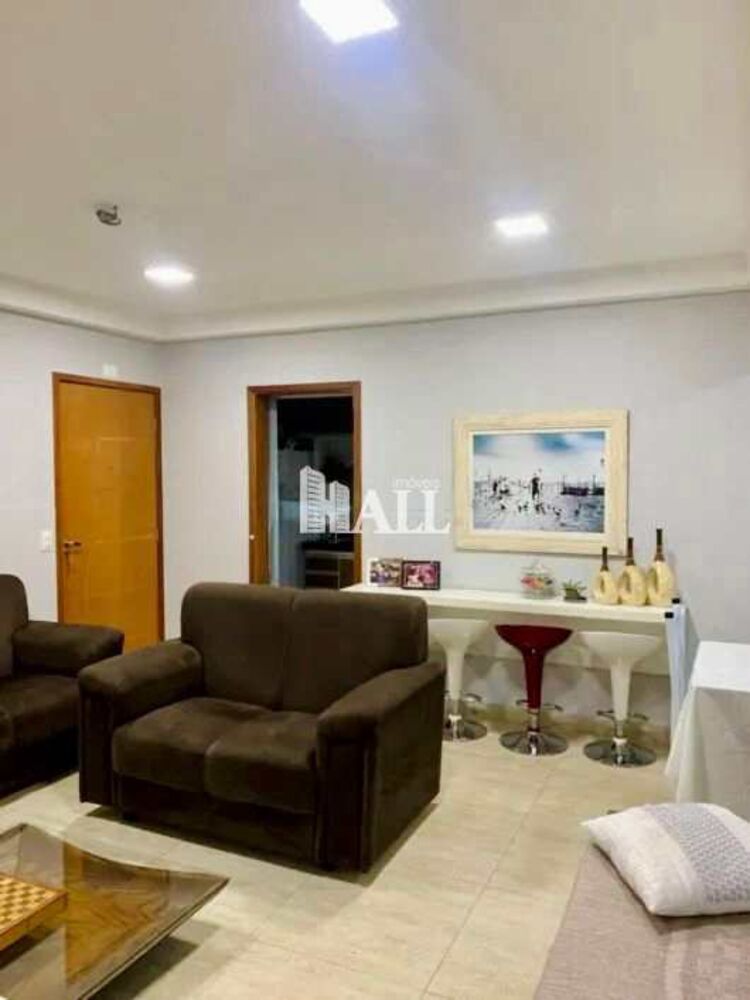 Apartamento à venda com 3 quartos, 83m² - Foto 2
