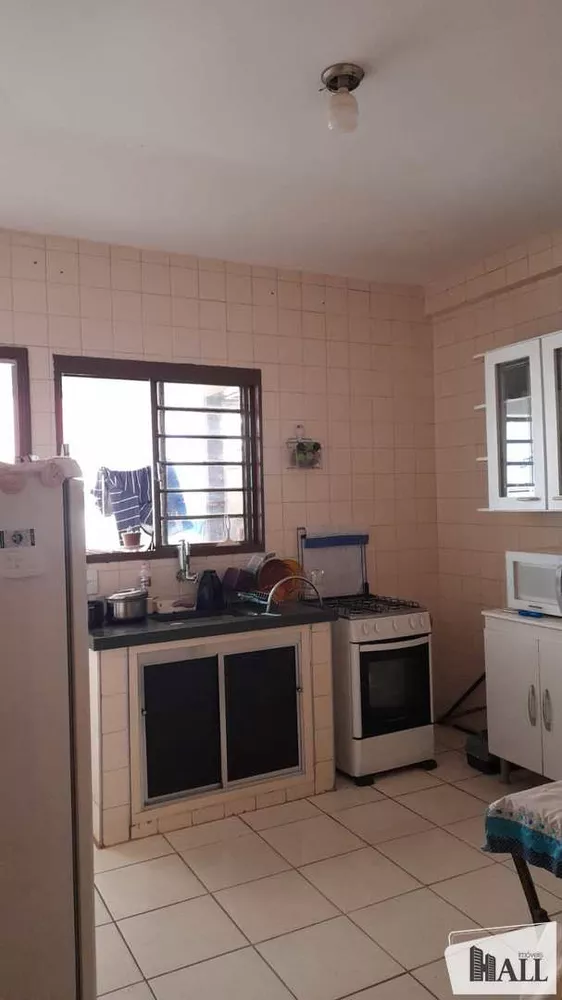 Apartamento à venda com 2 quartos, 70m² - Foto 3