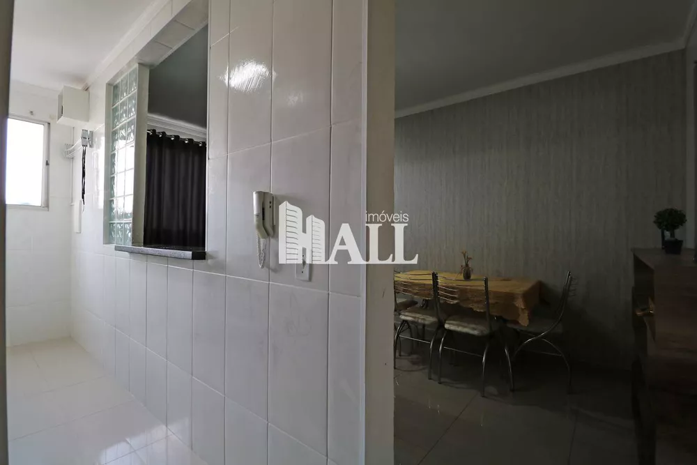 Apartamento à venda com 2 quartos, 47m² - Foto 2