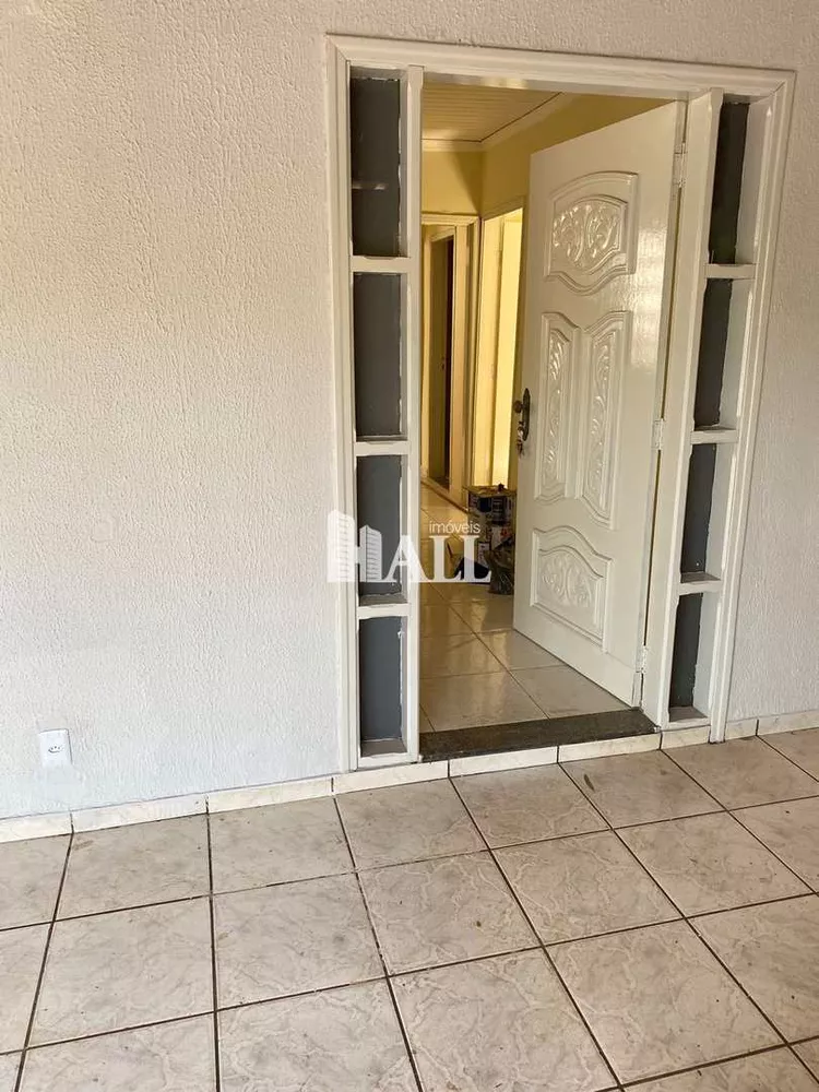 Casa à venda com 2 quartos, 85m² - Foto 1