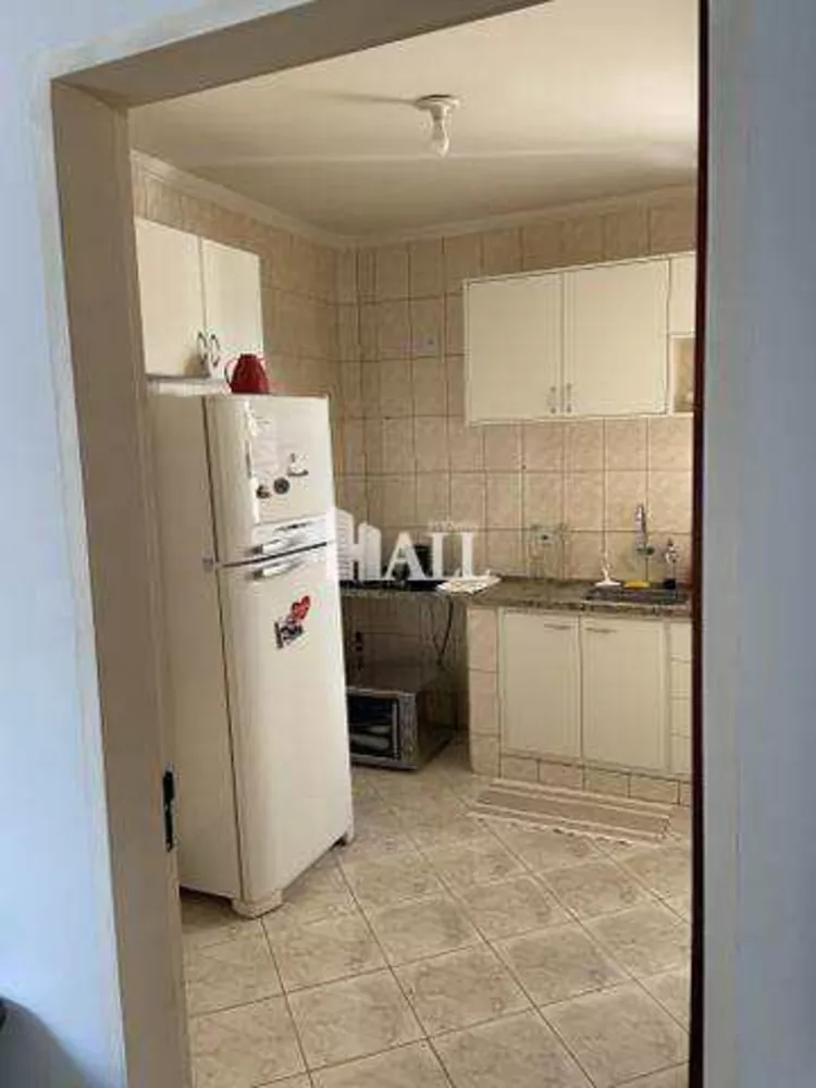 Apartamento à venda com 2 quartos, 70m² - Foto 3