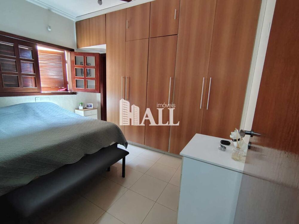 Casa, 6 quartos, 320 m² - Foto 1