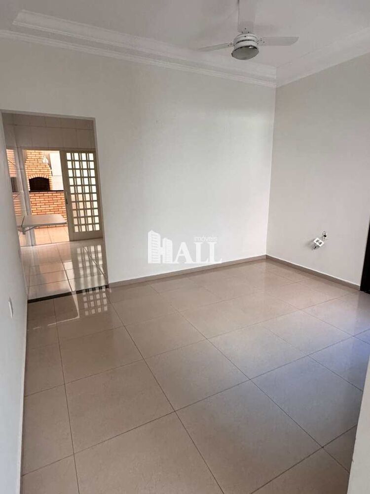 Casa de Condomínio à venda com 3 quartos, 146m² - Foto 2