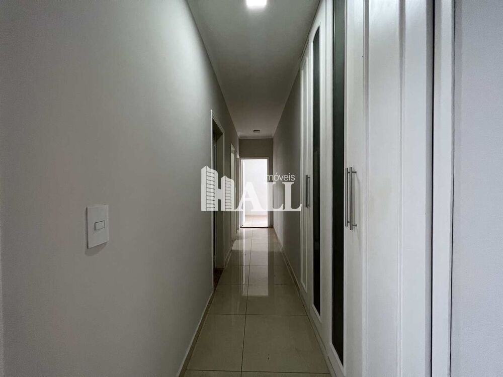 Casa à venda com 3 quartos, 200m² - Foto 13