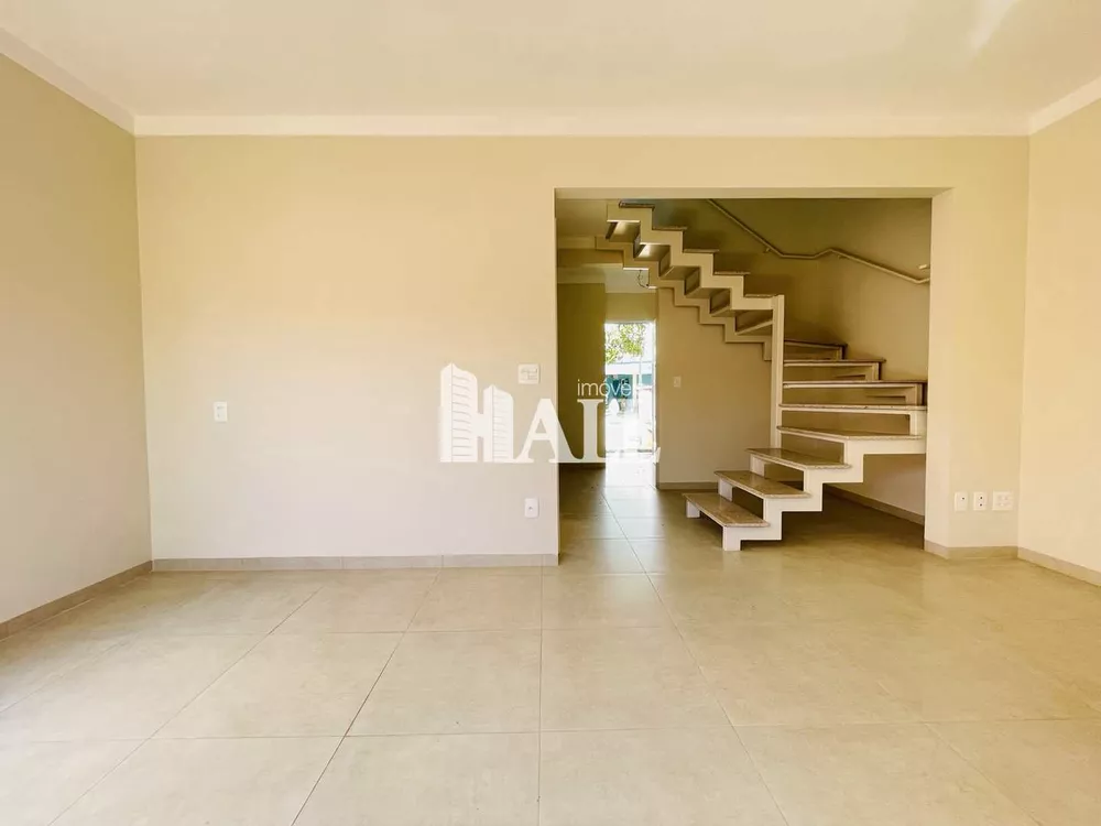 Casa de Condomínio à venda com 3 quartos, 124m² - Foto 1